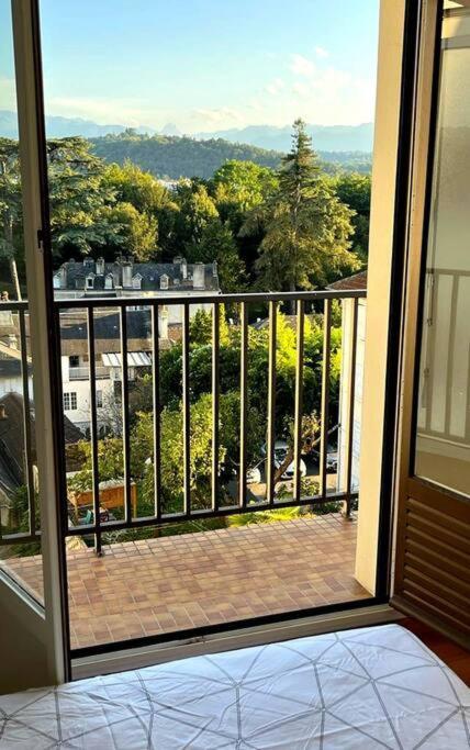Pau Centre Vue Sur Les Pyrenees Pour 2 Nuits Au Minimum Apartment ภายนอก รูปภาพ