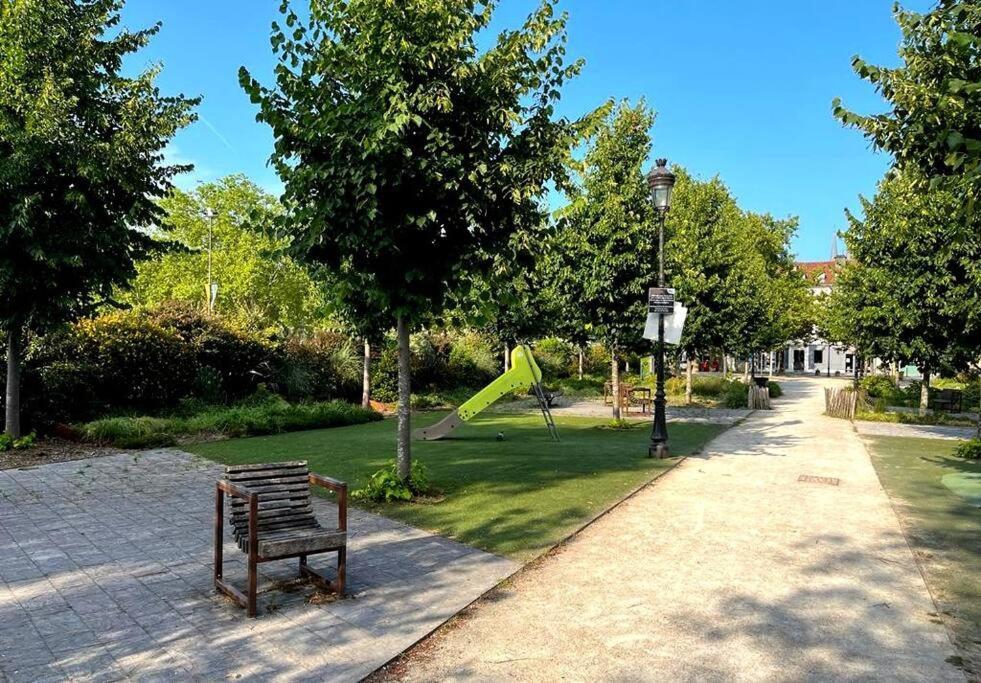Pau Centre Vue Sur Les Pyrenees Pour 2 Nuits Au Minimum Apartment ภายนอก รูปภาพ