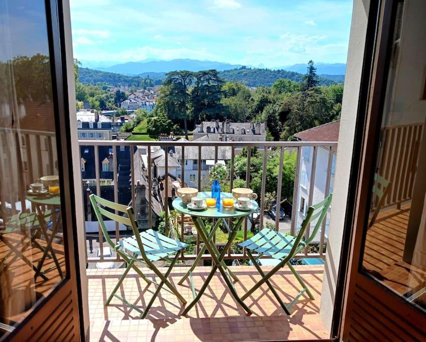 Pau Centre Vue Sur Les Pyrenees Pour 2 Nuits Au Minimum Apartment ภายนอก รูปภาพ